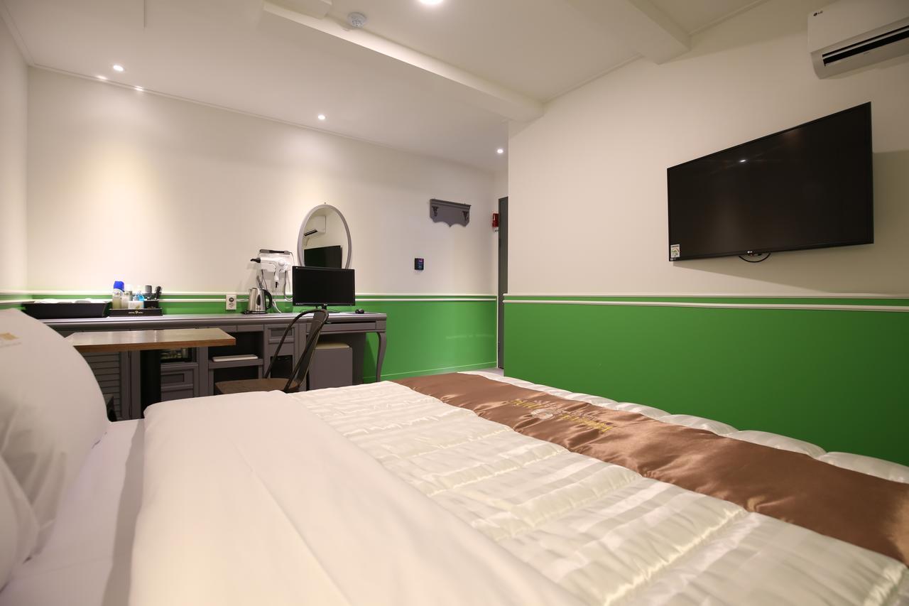 Hotel Nine Ντέτζον Εξωτερικό φωτογραφία